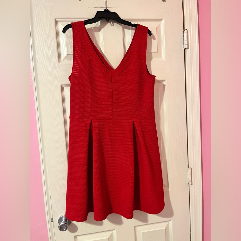 Charming‎ Charlie's Women's Red Dress Size XL